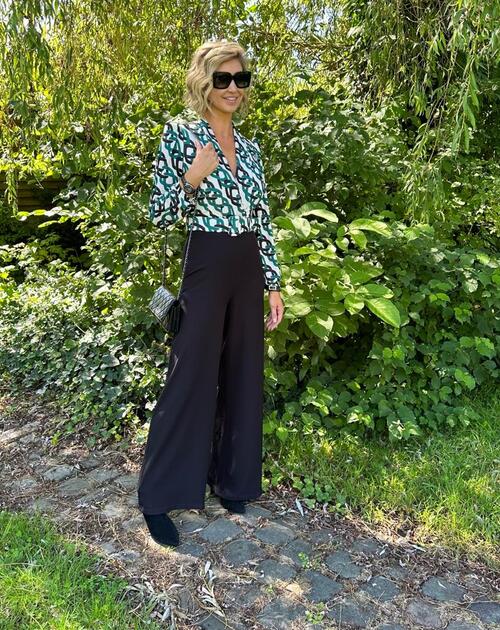 jumpsuit Livia Zwart met groene print