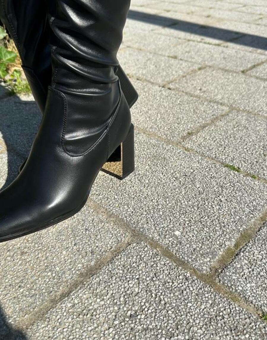 173747_01_11100.jpg