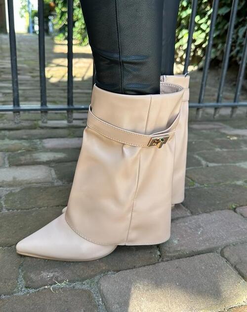 Laars Mae beige