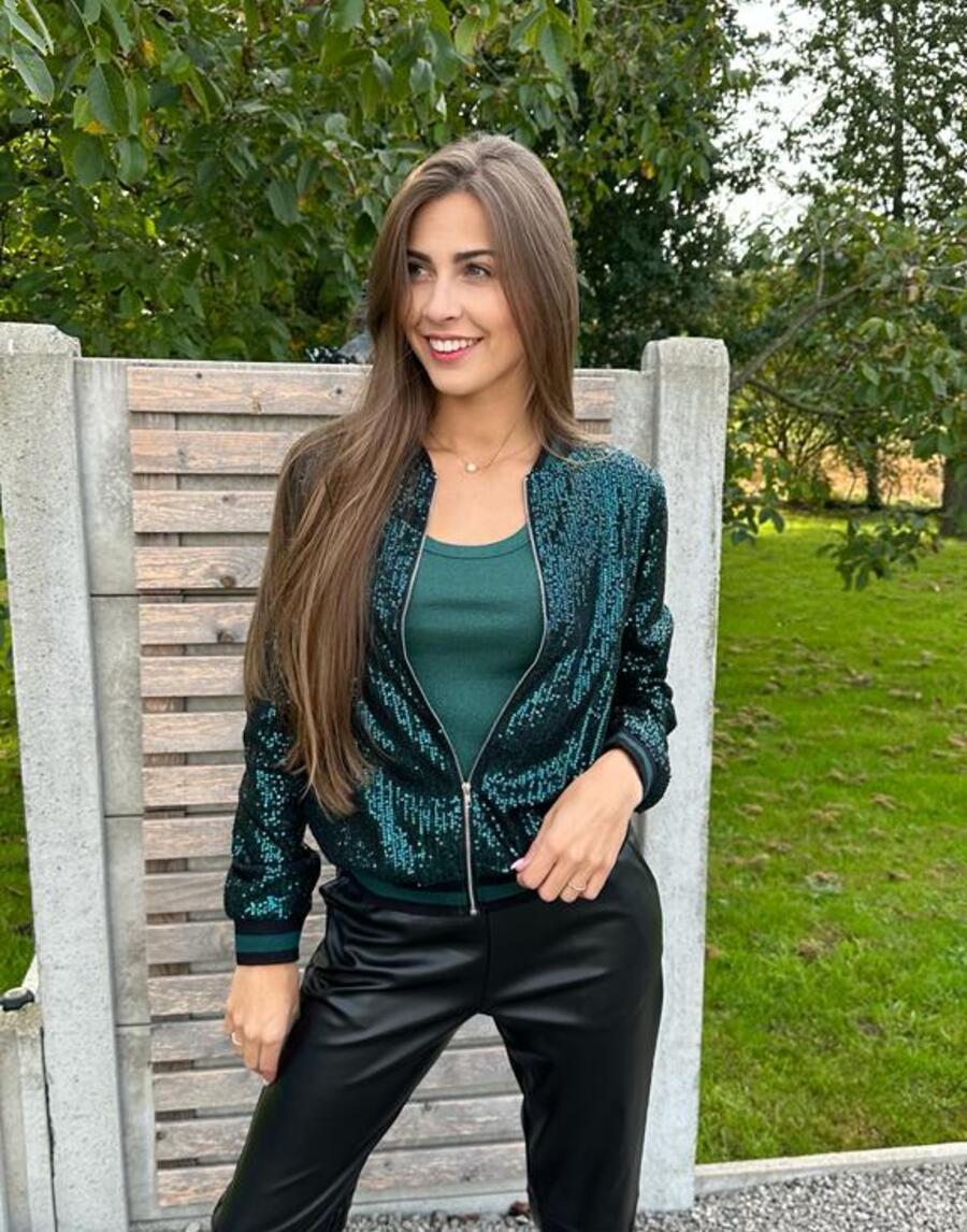 174282_01_94834.jpg