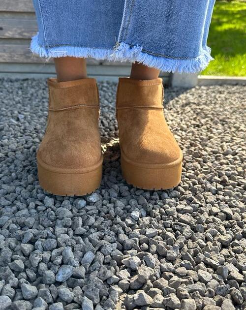 laarsje beige Aline 
