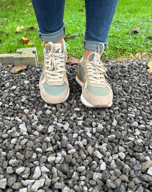 sneaker kaki Nova