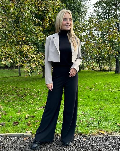 blazer kort Suze met revers zwart 