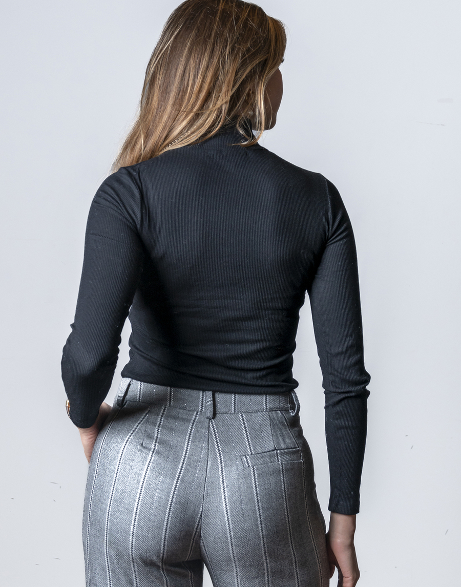 173765_02_48965.jpg