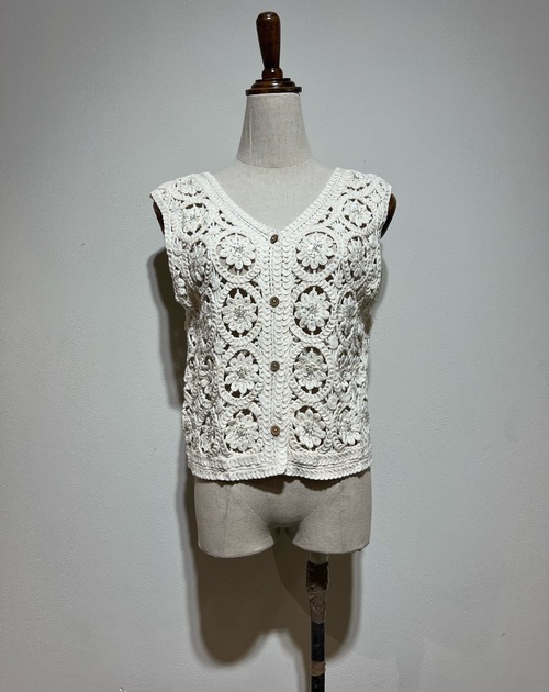 gilet met knopen 