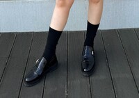 Lage schoen met gesp