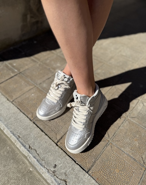 hoge sneaker - 2
