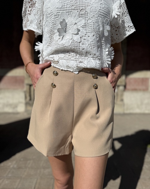 korte short met gouden knopen - 2