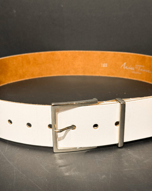 bredere riem met gouden sluiting