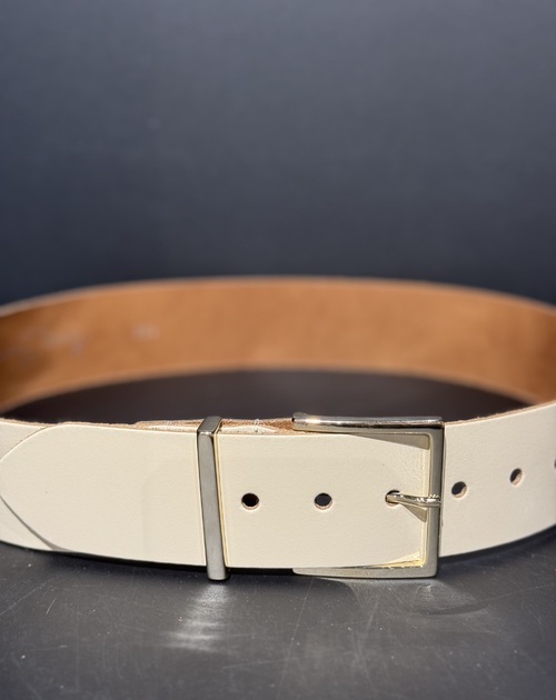 bredere riem met gouden sluiting