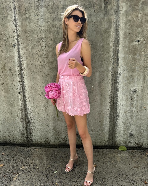 Kort shortje met bloemen - 2