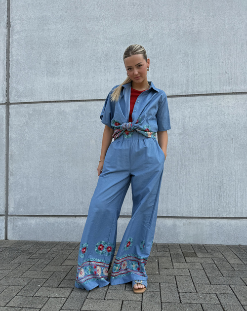 lange broek denimkleur met borduring