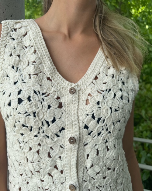 gilet met knopen