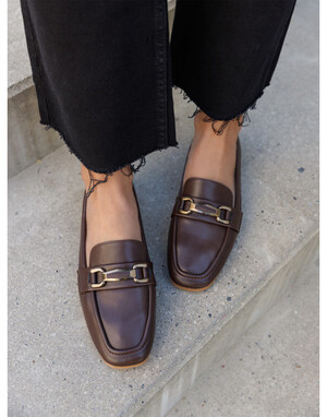 thumbnail - 179446_01_9715-1.jpg