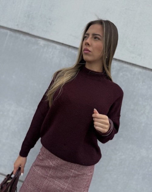 Trui lange mouw met kraag, naad op rug oversized