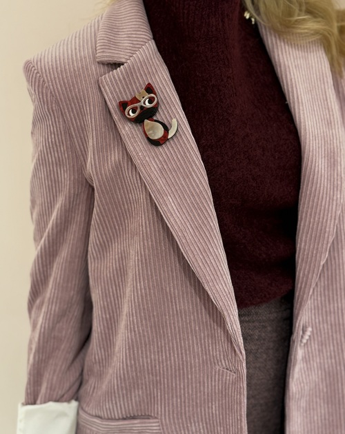broche poes