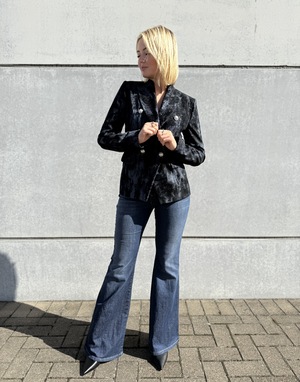 thumbnail - 179864_02_IMG_6318.jpg