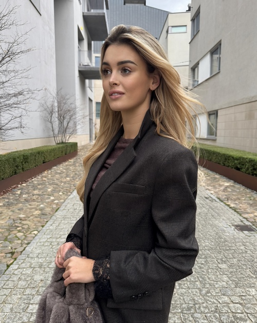 Blazer met kant onderaan - 2