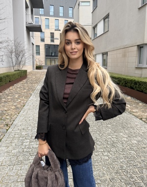 thumbnail - 179980_01_IMG_2027.jpeg