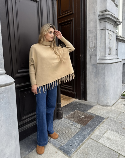 rolkraag met franjes - 2