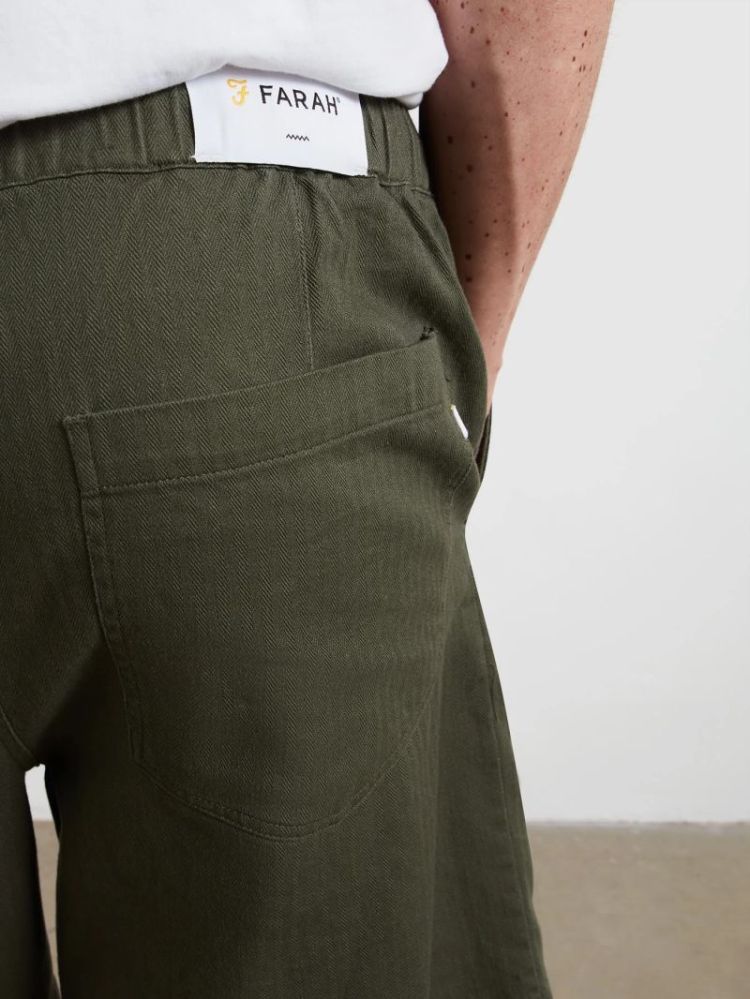 F4HSG052 rosemary 300