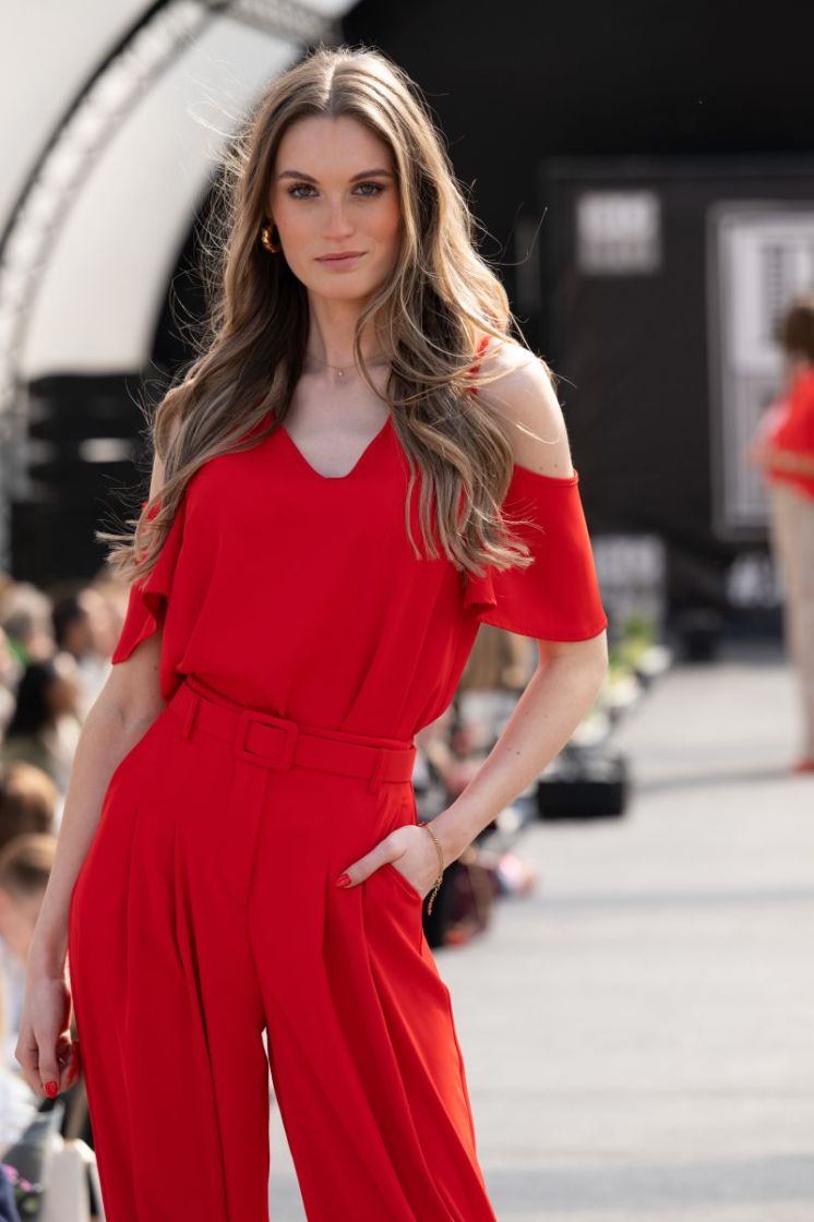 Tide red