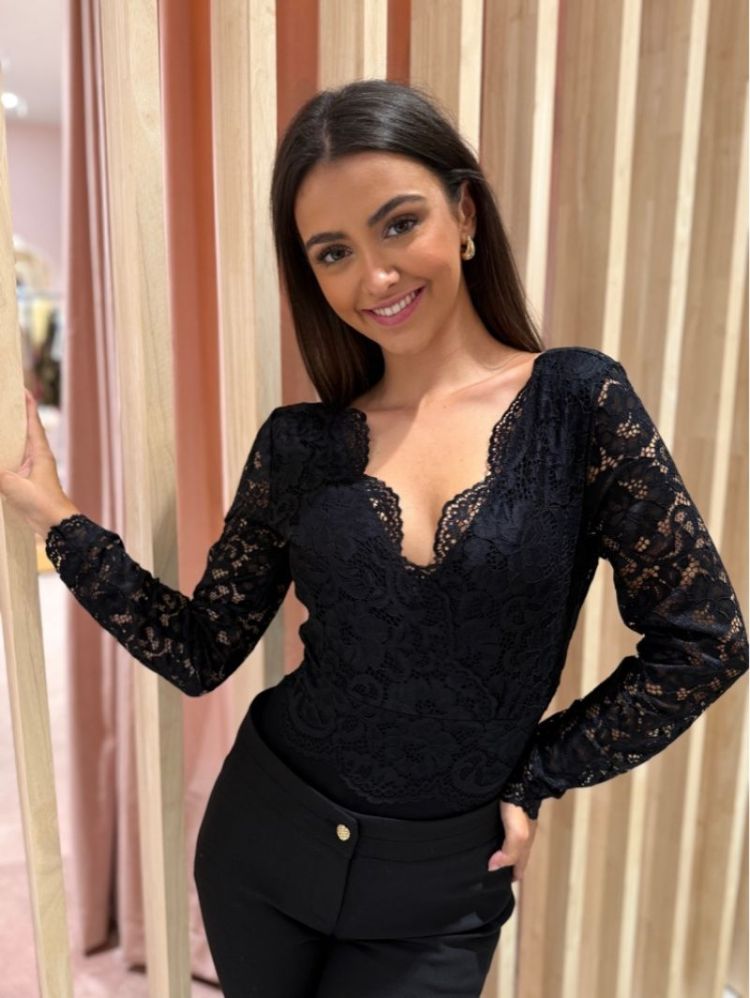 Teana noir